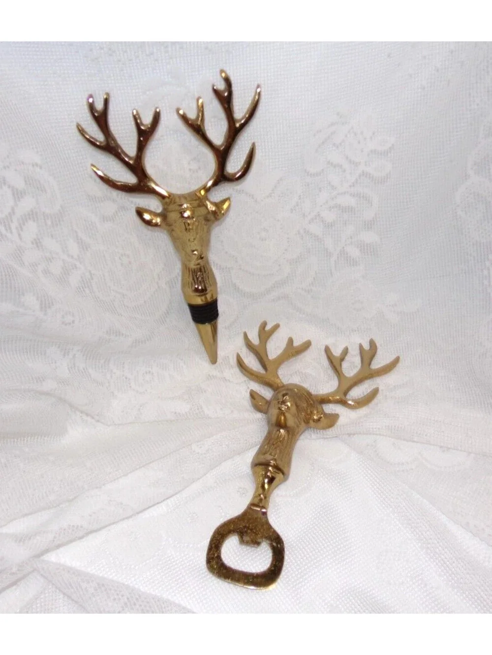 Buck Antlers Wine Stopper & Bottle Opener PRE-OWNED IN VERY GOOD CONDITION